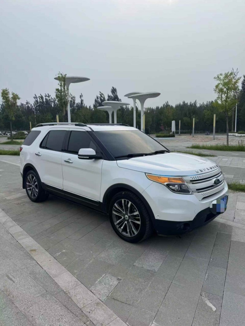 济宁15年福特探界者5