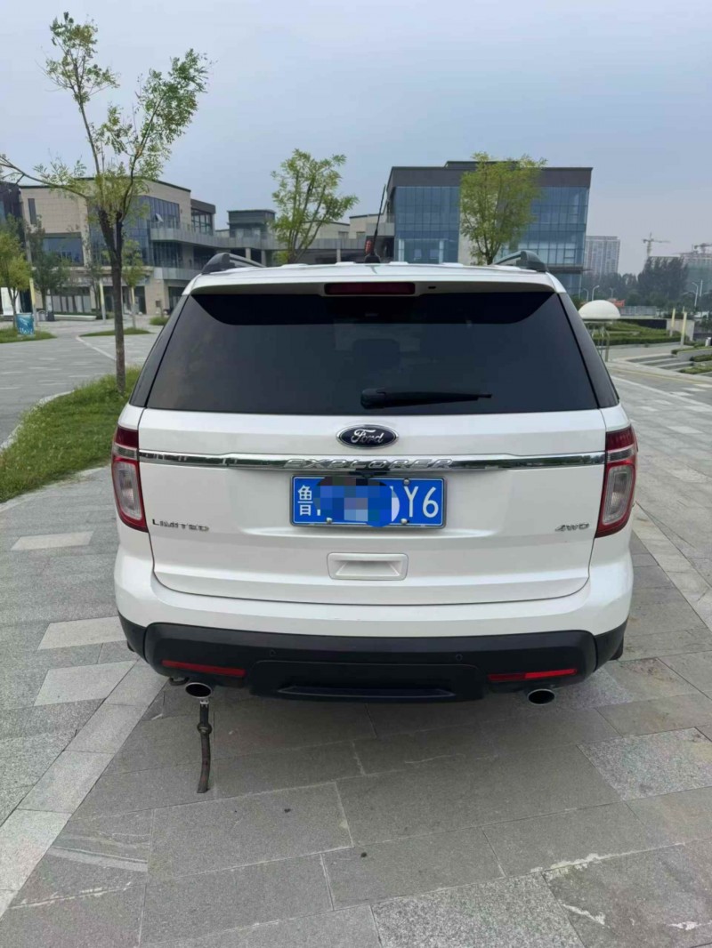 济宁15年福特探界者6