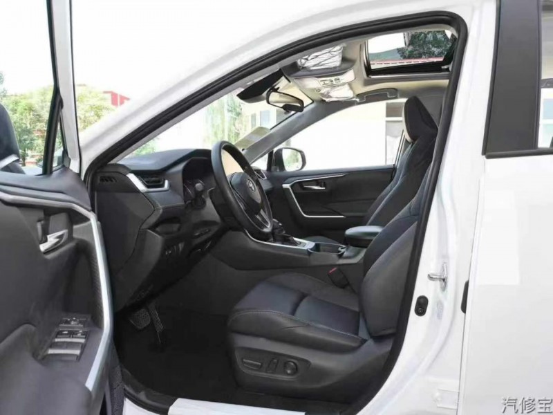 济宁20年丰田威兰达5