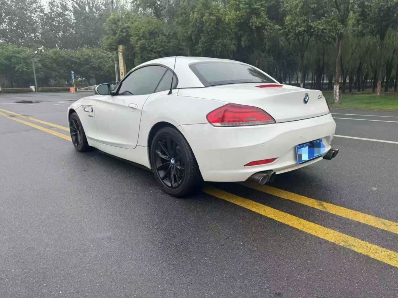 贵港15年宝马Z47