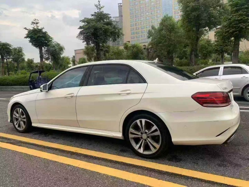 江门14年奔驰E8