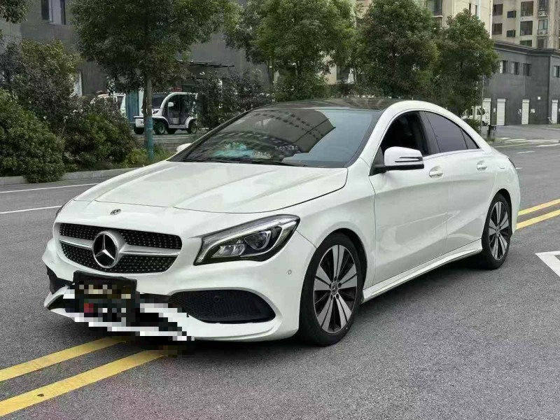 常德17年奔驰CLA3
