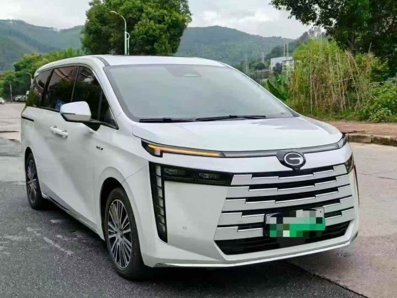 南平24年传祺E82