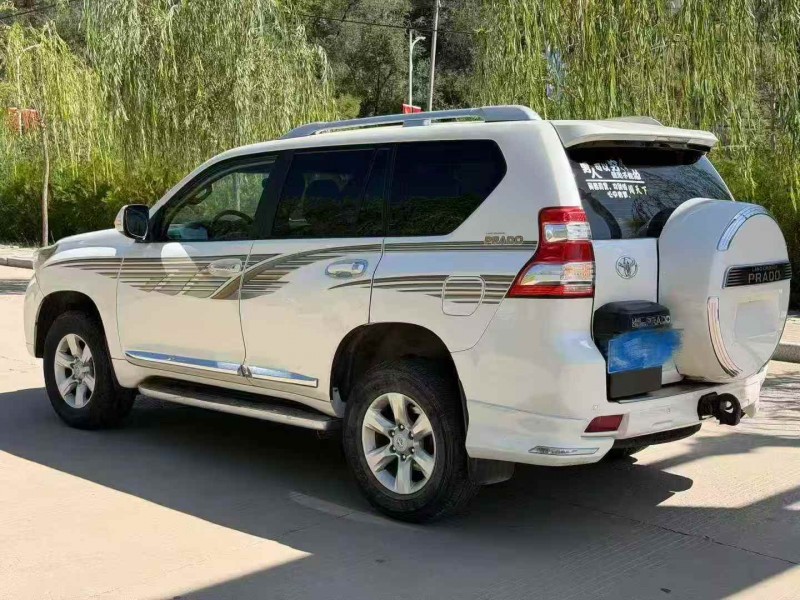 潍坊13年丰田普拉多8