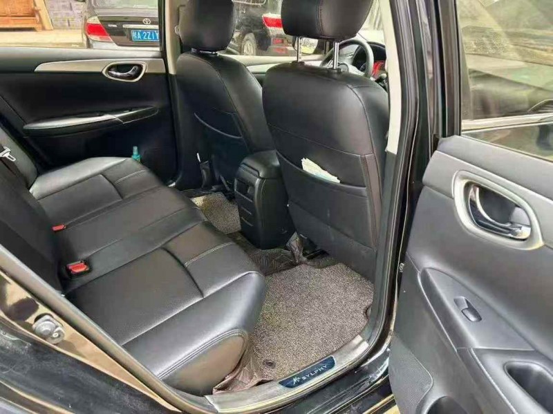 钦州19年日产轩逸7