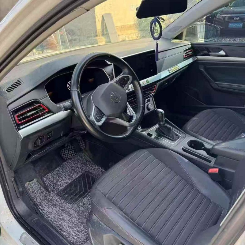 枣庄22年大众朗逸5