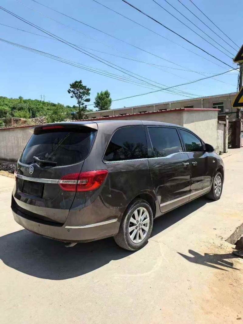 秦皇岛17年别克GL88