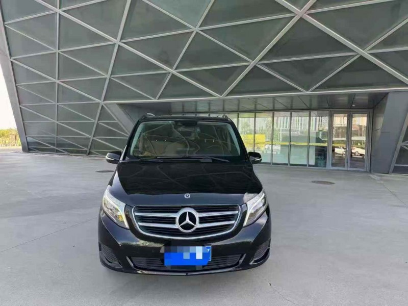 张家口17年奔驰V1