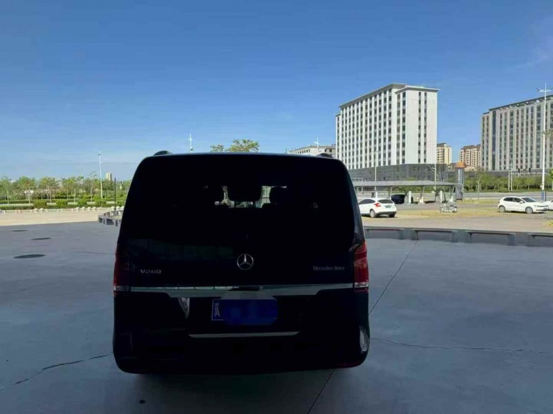 张家口17年奔驰V9