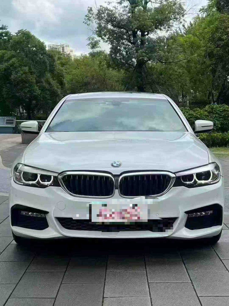 湛江17年宝马5系1