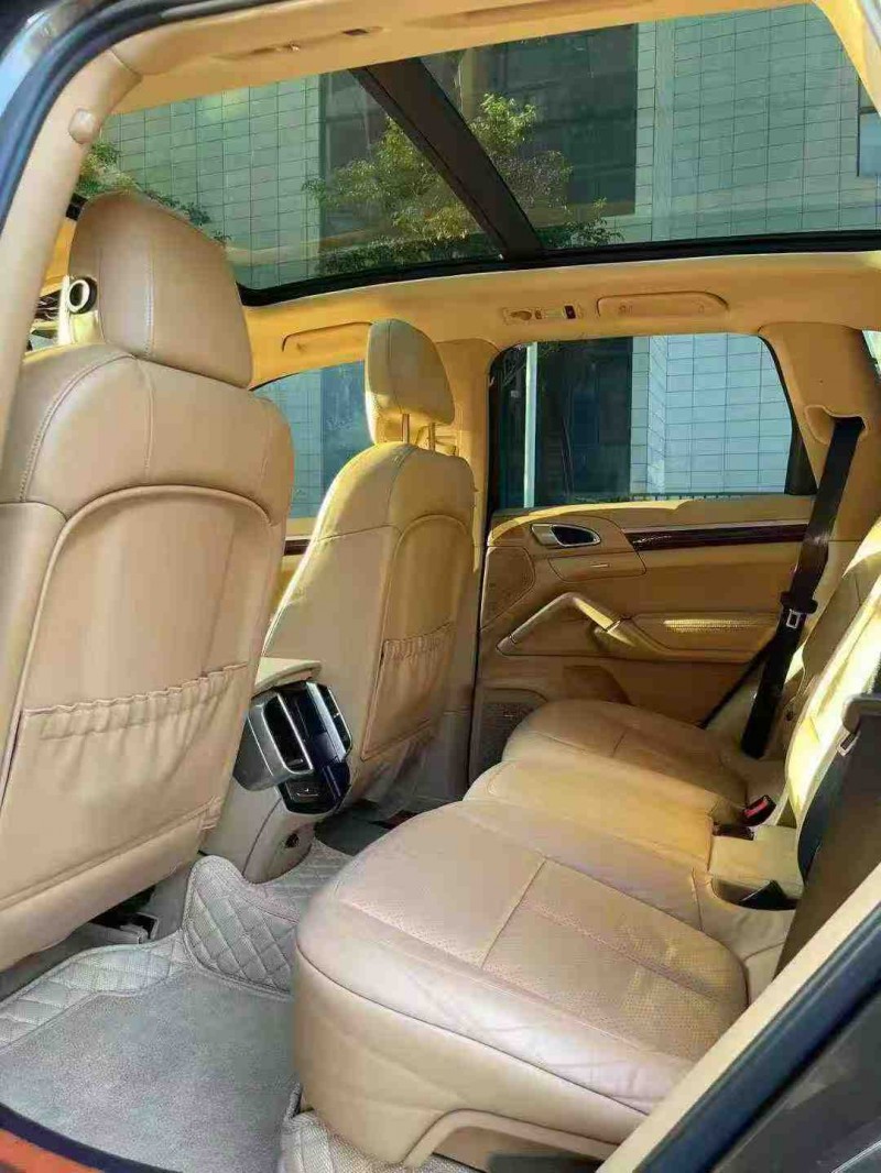 江门11年保时捷卡宴6