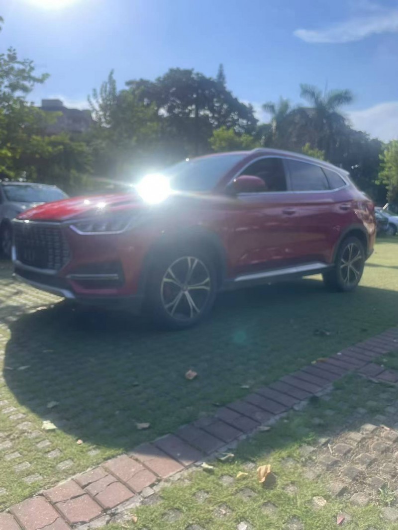 广州21年比亚迪宋3