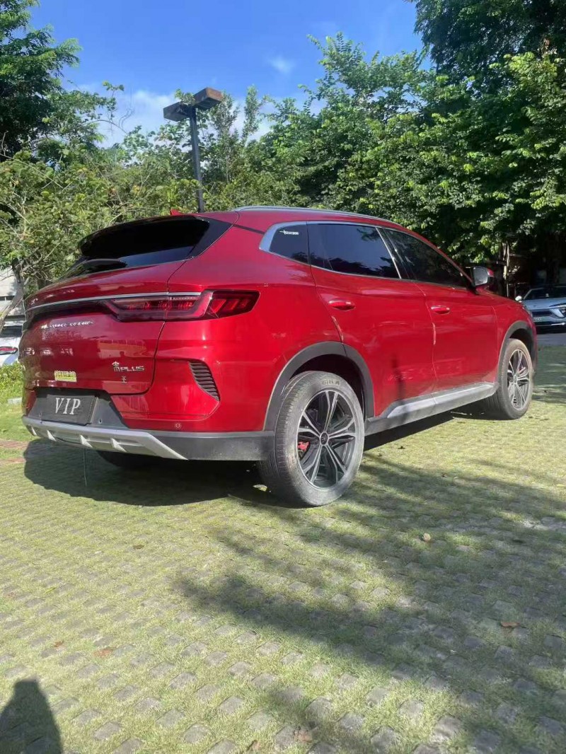 广州21年比亚迪宋5