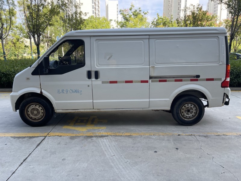 济宁21年瑞驰EC35新能源8