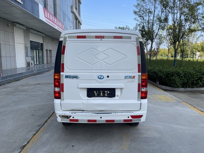 济宁21年瑞驰EC35新能源9