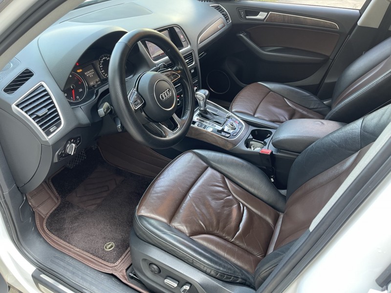 济宁16年奥迪Q55