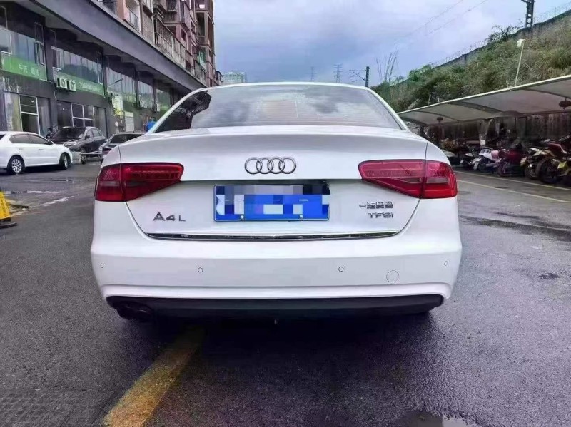贵阳16年奥迪A4L7