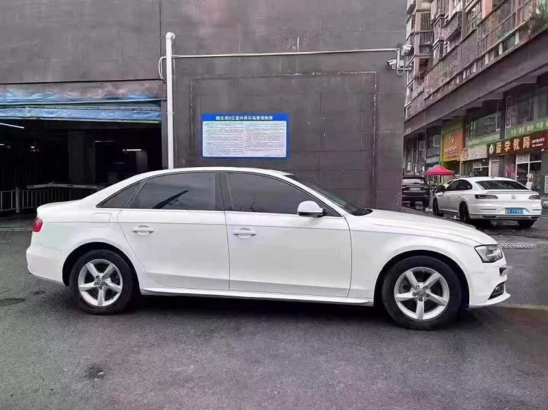 贵阳16年奥迪A4L8