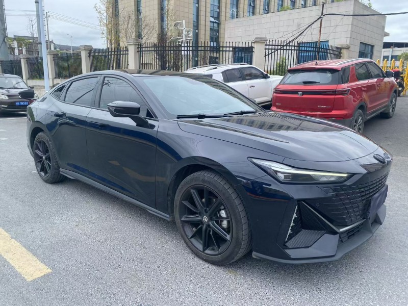 娄底22年长安汽车UNI3