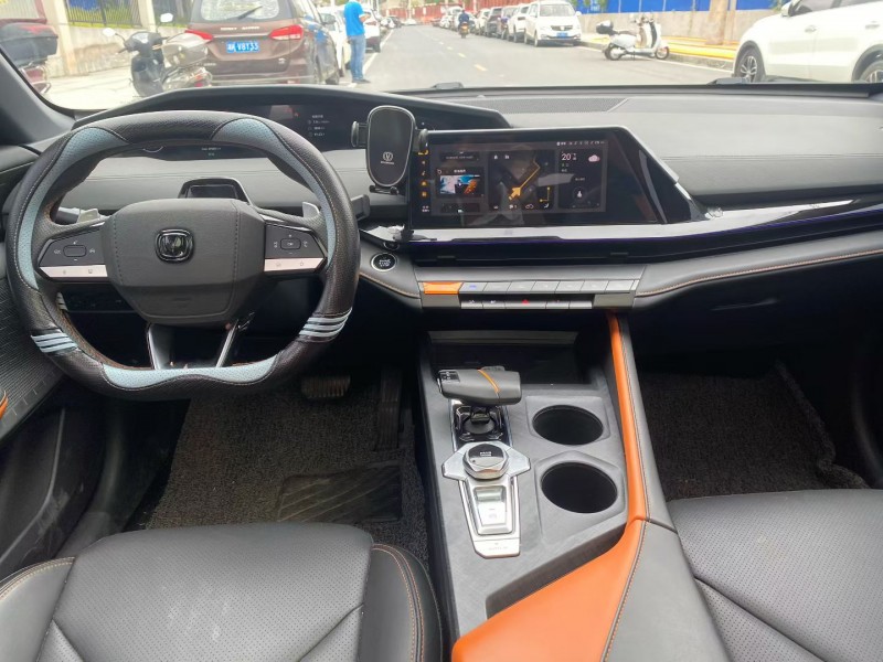 娄底22年长安汽车UNI4