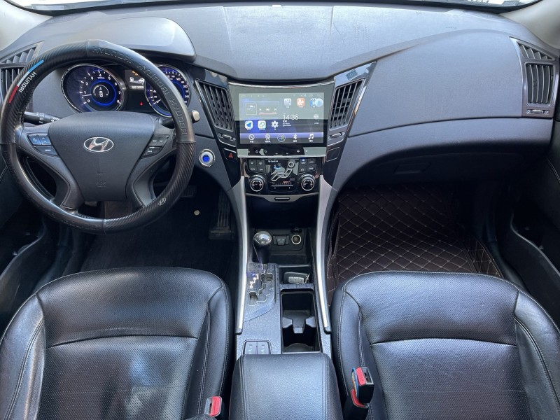 济宁14年现代索纳塔6