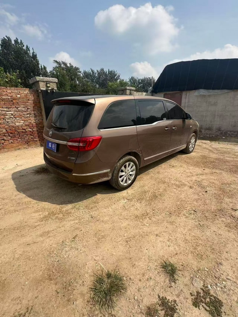 北京19年别克GL83