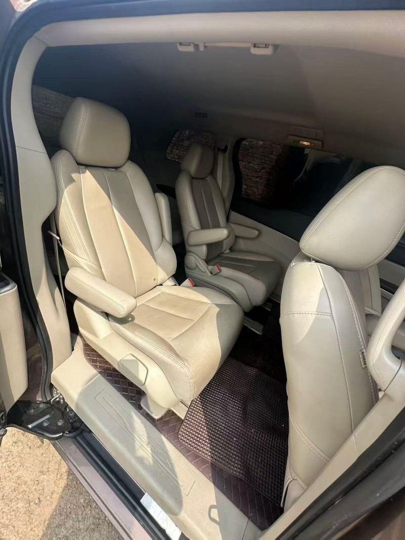 北京19年别克GL86