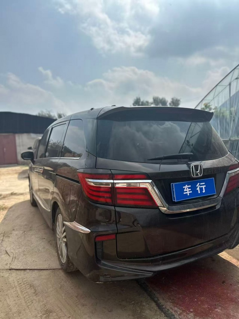 北京17年本田艾力绅4