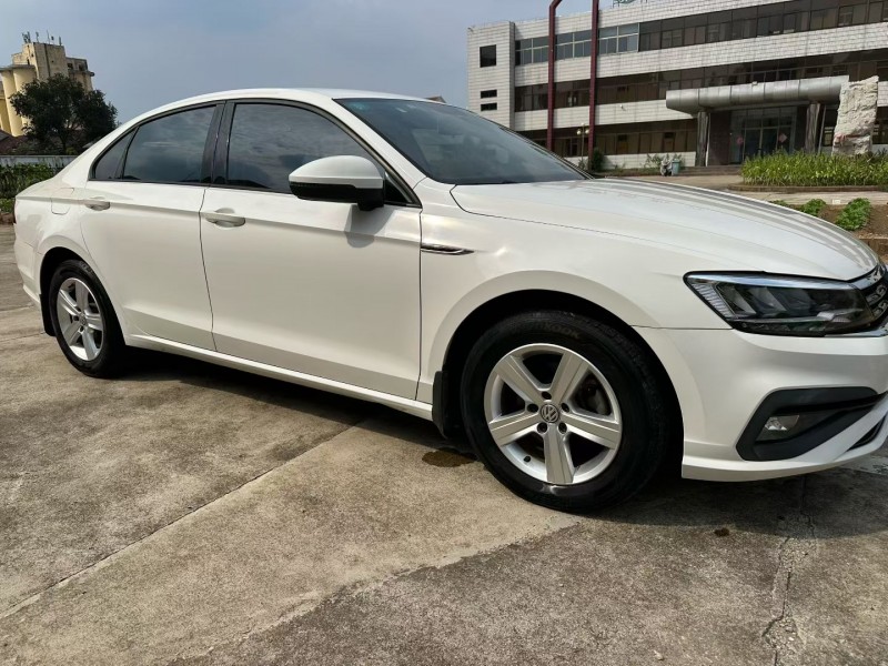 济宁20年大众凌渡2