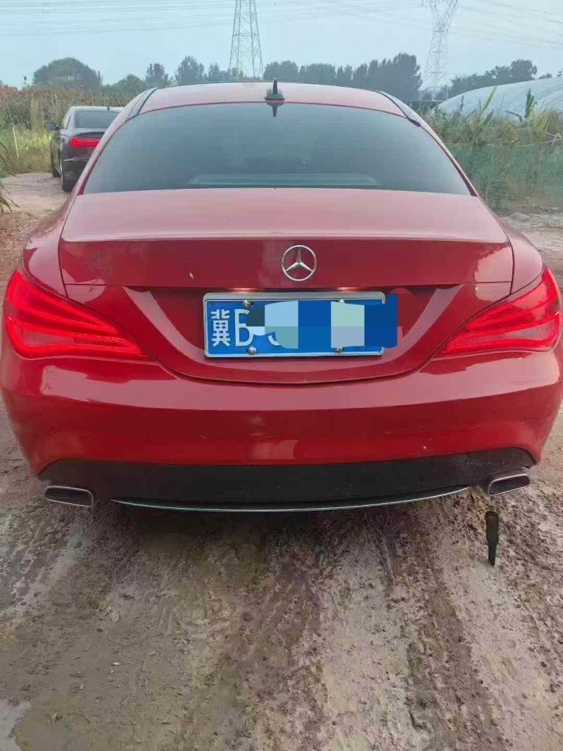北京16年奔驰CLA3