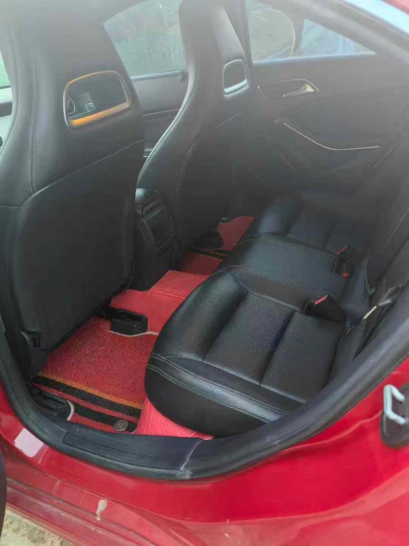 北京16年奔驰CLA5