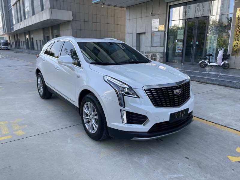 济宁22年凯迪拉克XT53