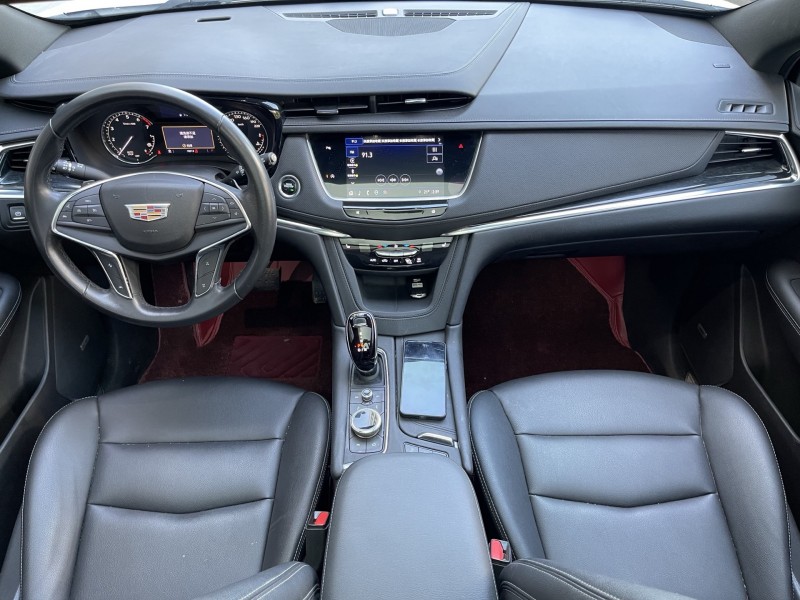 济宁22年凯迪拉克XT55