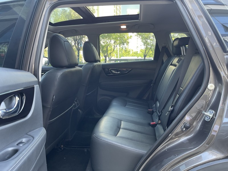 济宁20年日产奇骏4