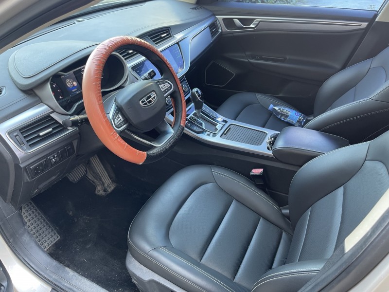 济宁19年吉利帝豪6