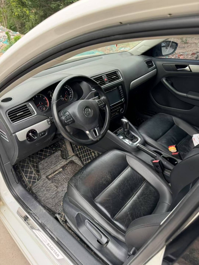 邢台14年大众速腾5