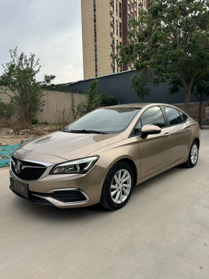 邢台18年别克威朗3