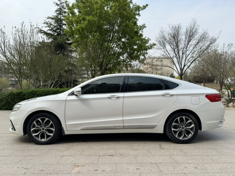 邢台18年吉利博瑞4