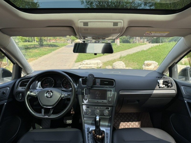 邢台17年大众高尔夫7