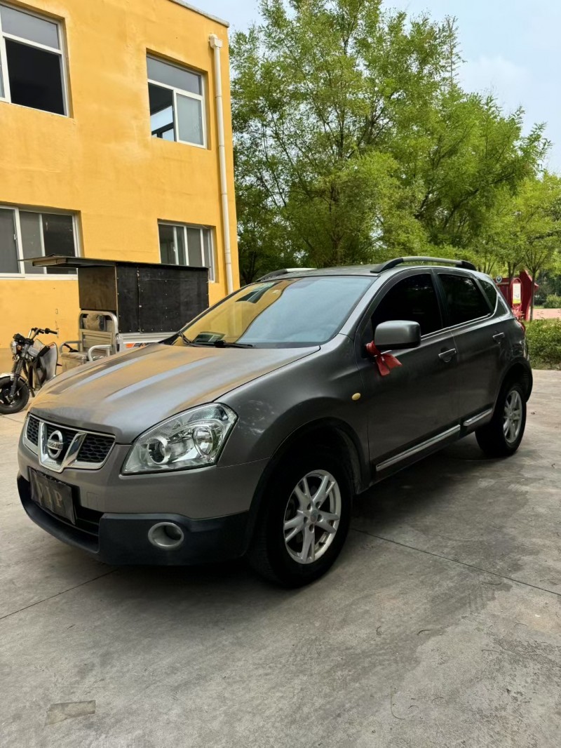 邢台12年日产逍客2