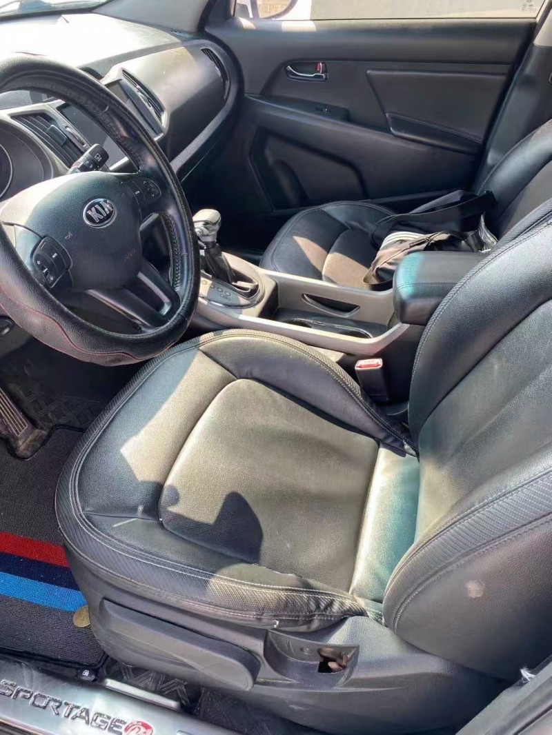 菏泽15年起亚智跑6