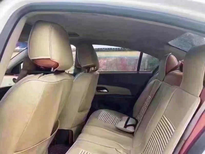 菏泽15年雪佛兰科鲁兹5