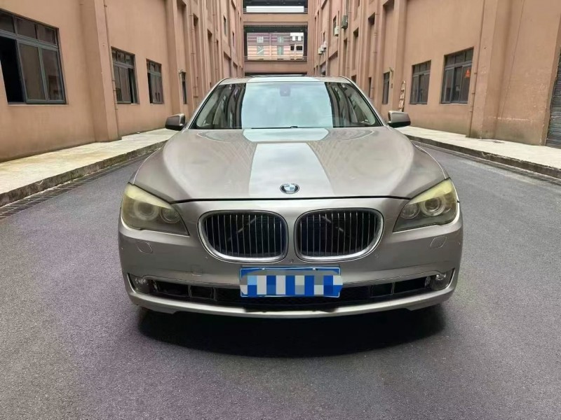 重庆13年宝马7系1