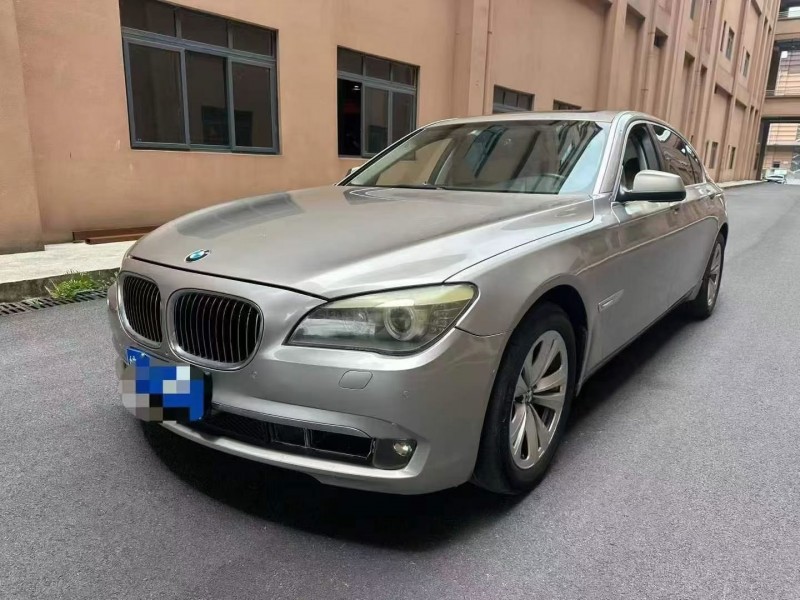 重庆13年宝马7系3