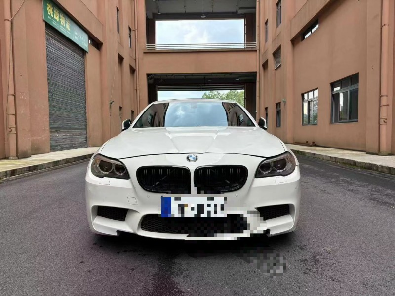 重庆12年宝马5系1