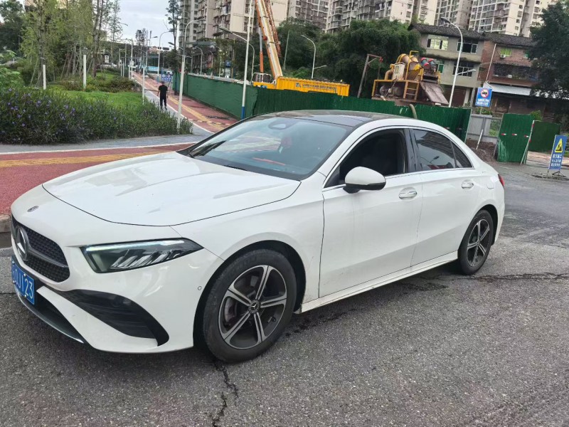重庆23年奔驰A2