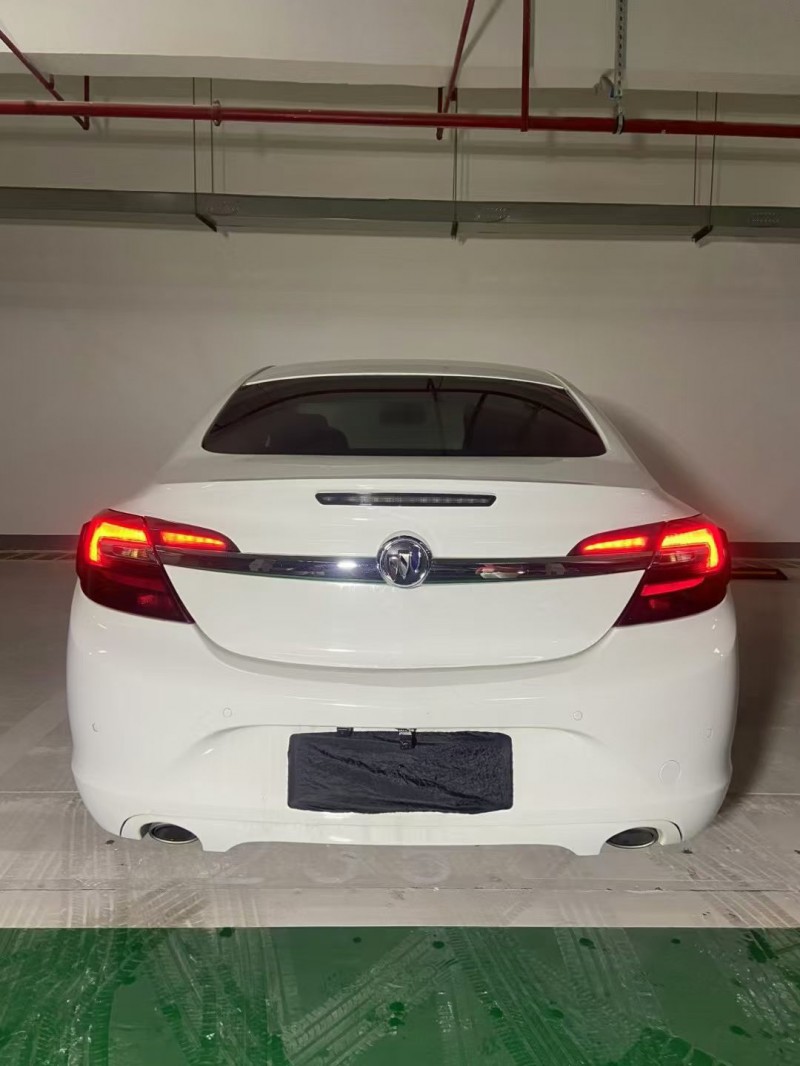 重庆17年别克君威9