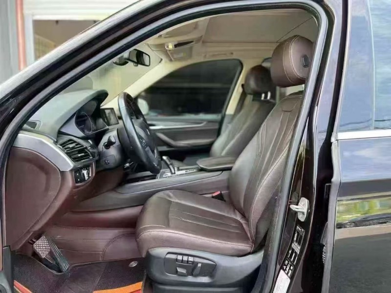 重庆18年宝马X54