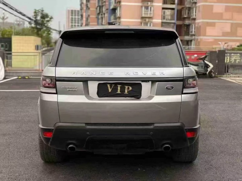 重庆16年路虎揽胜运动6