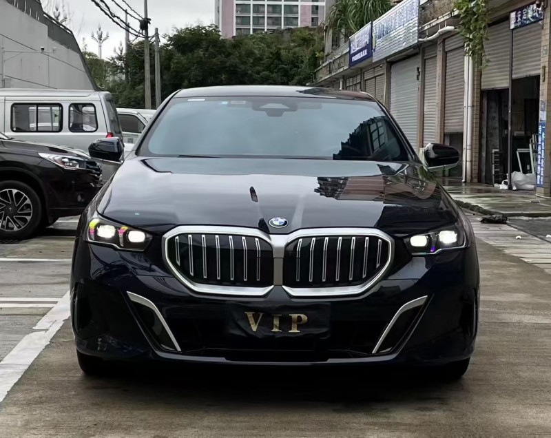 重庆24年宝马5系1